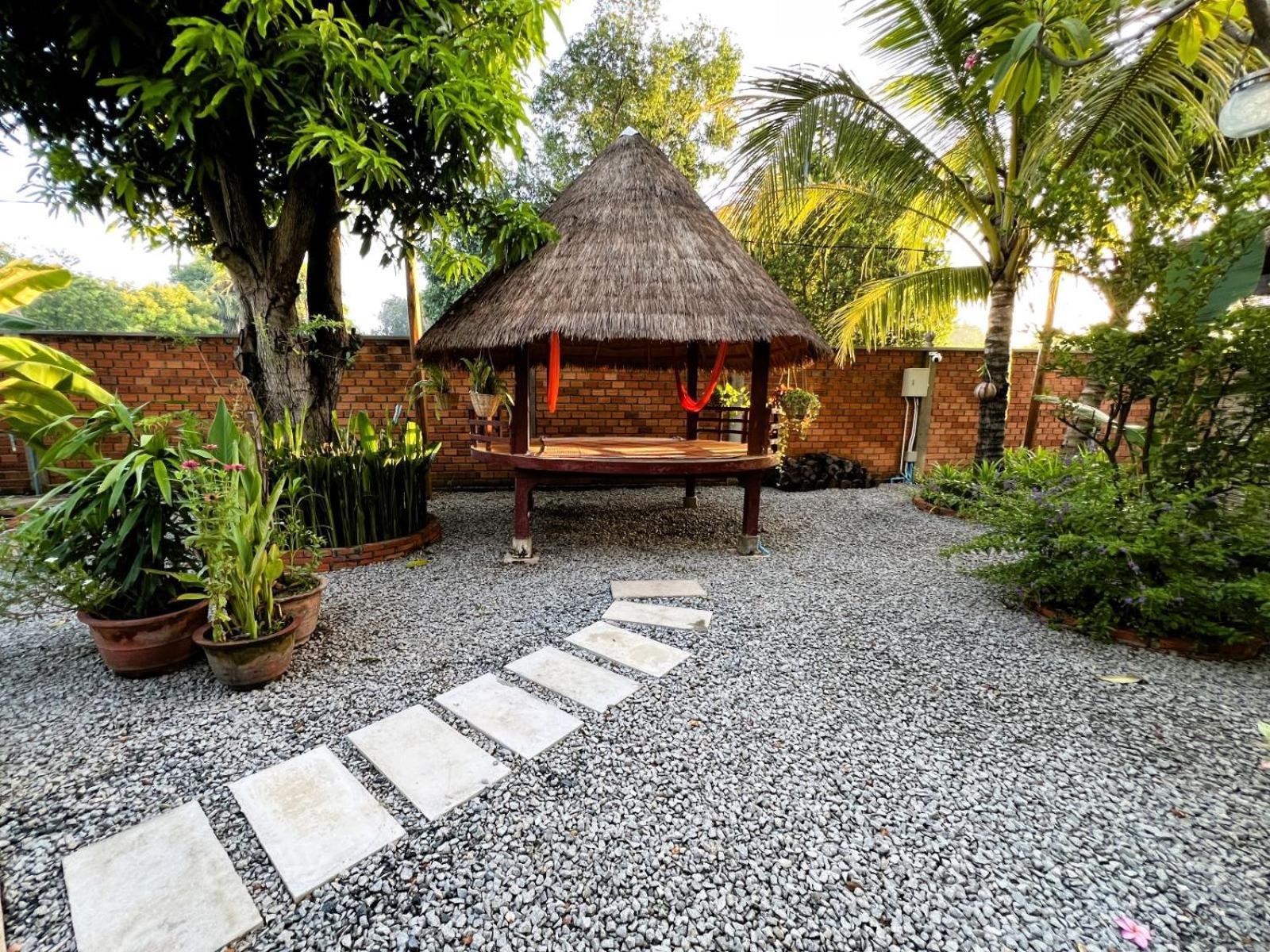The Little Vegan Homestay Phumi Banteay Srei Екстер'єр фото